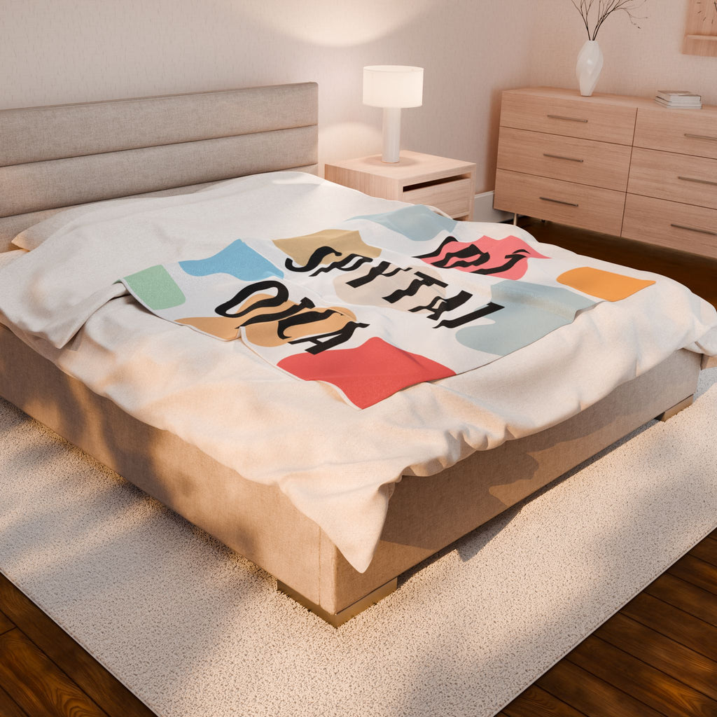 Velveteen Plush Blanket in Polish