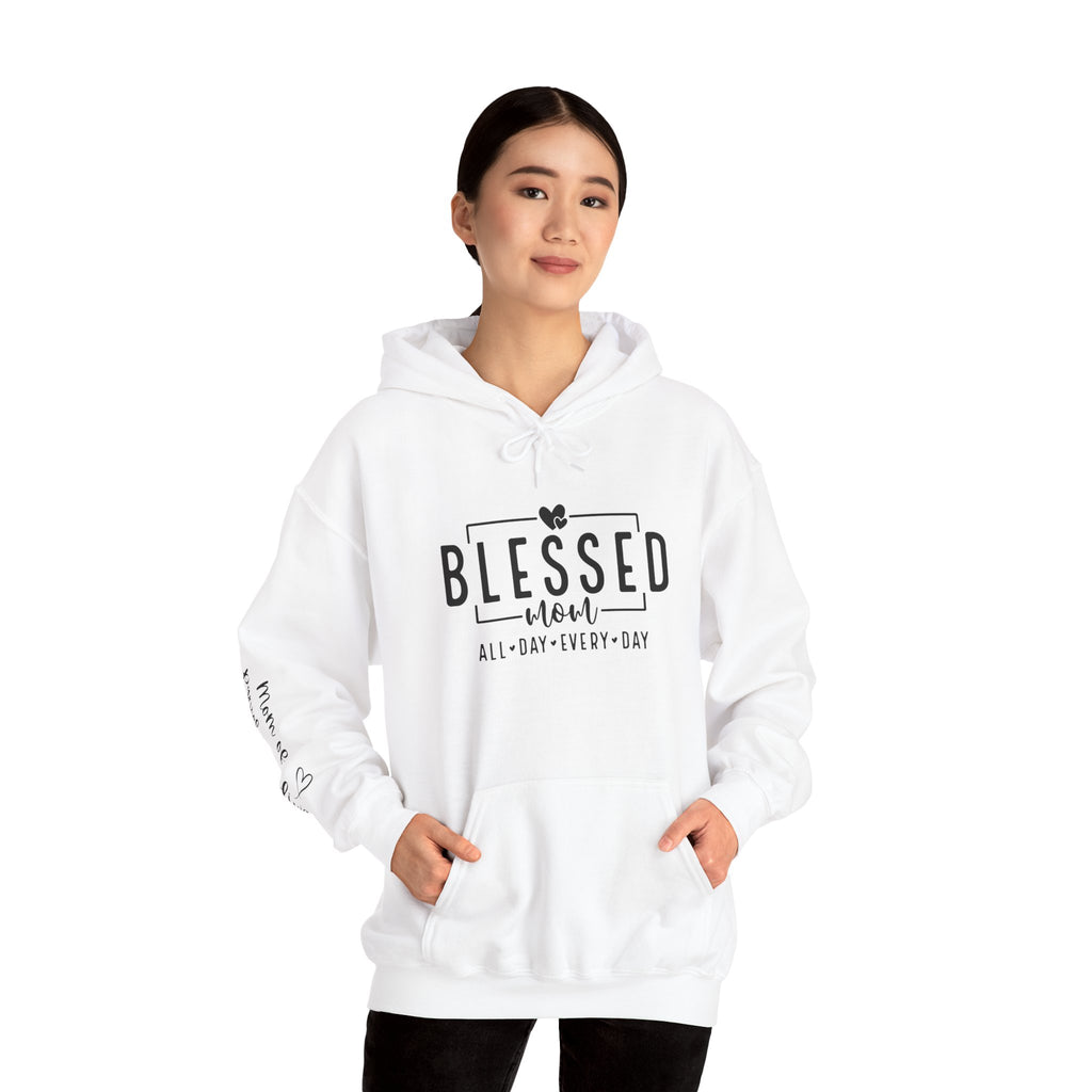 Sudadera con capucha personalizada Blessed Mom con los nombres de tus hijos 